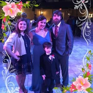 Meet your Posher, Elana